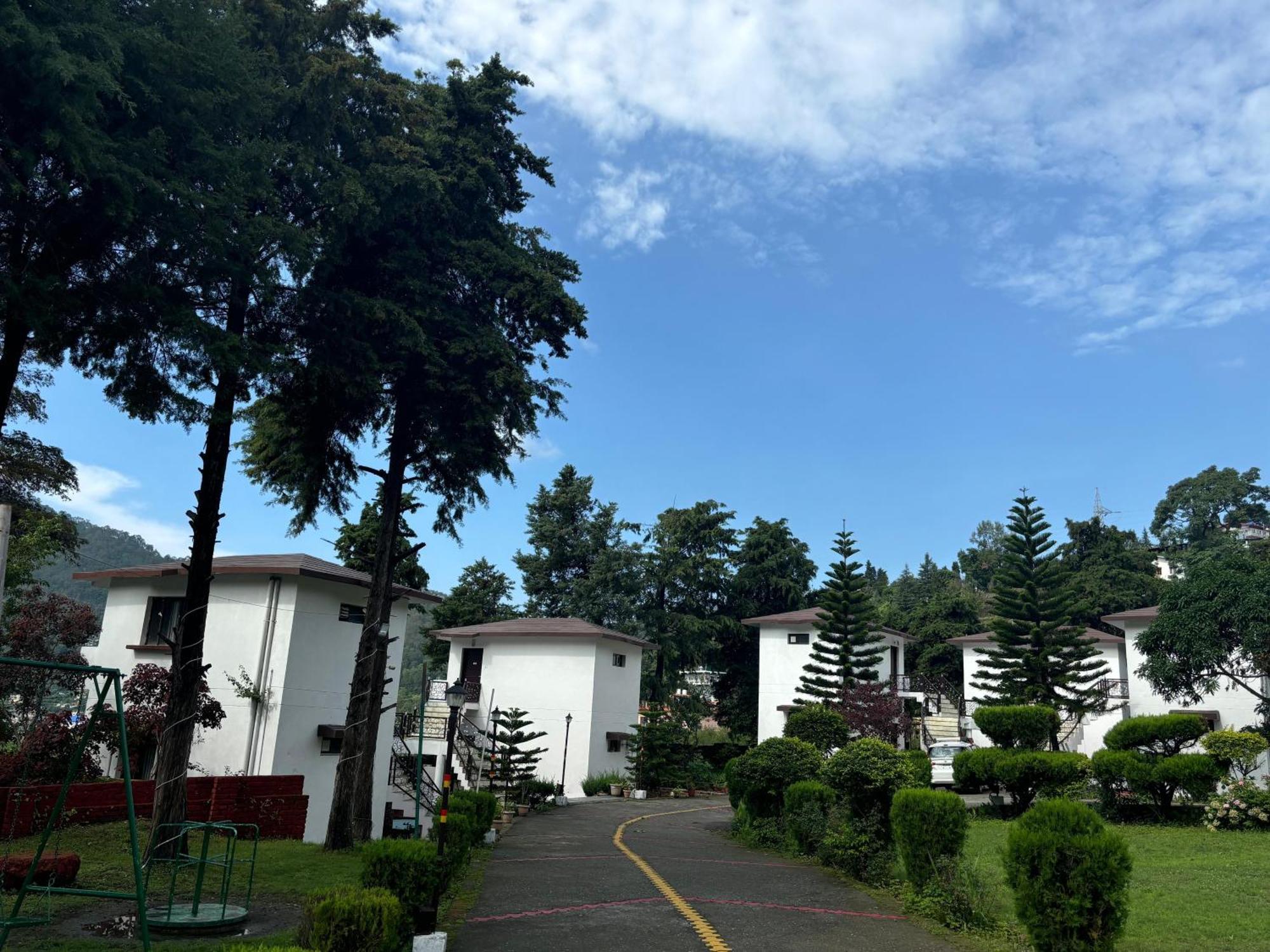 Shikha Resort Ewentbliz Bhīm Tāl Esterno foto