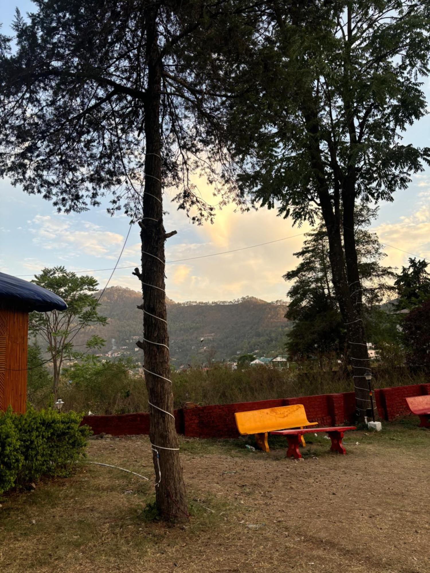 Shikha Resort Ewentbliz Bhīm Tāl Esterno foto